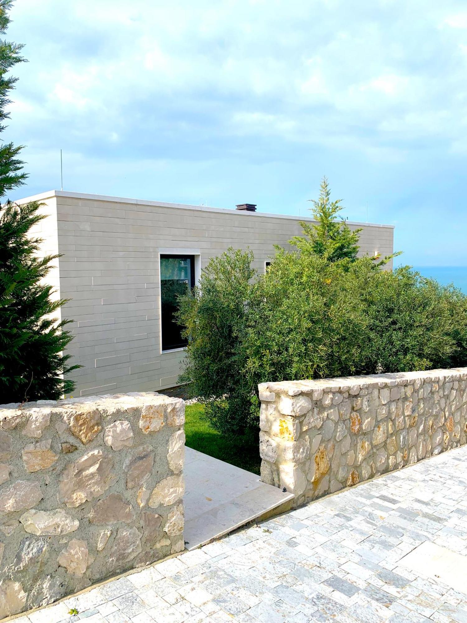 Deluxe Villa Jante Infinity Pool Durres Exterior photo